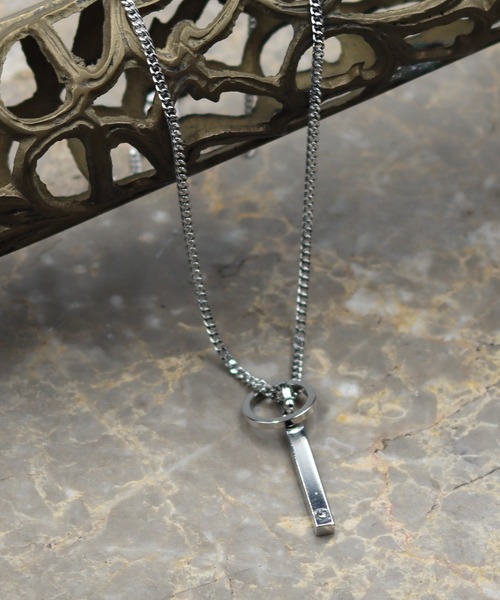 Confirm（コンファーム）の「トップ付き モチーフ チャーム シルバーチェーンネックレス【Confirm】（ネックレス・メンズ・E/A/I/B/J/D/L/G/F/C/K/H/M/N/O/Q/P/R・FREE）」の21枚目の写真