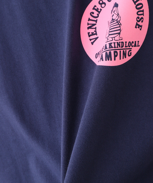 JOURNAL STANDARD（ジャーナルスタンダード）の「【VENICE 8 COFFEE×JS】CAMPING CAR Tシャツ（Tシャツ/カットソー・メンズ・ホワイト/ネイビー・MEDIUM/LARGE/X-LARGE）」の19枚目の写真