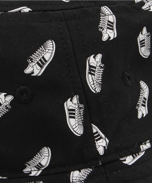 adidas Originals（アディダスオリジナルス）の「ユニセックス アディダス スーパースター バケット ハット adidas BUCKET HAT SS（ハット・メンズ・ブラック・ONE SIZE）」の7枚目の写真