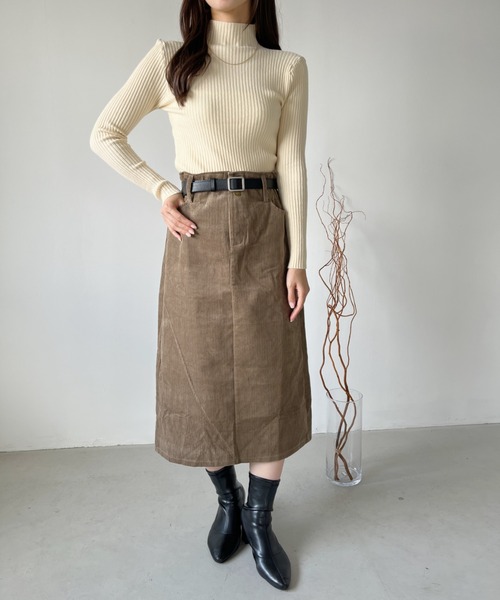 CLEA（クレア）の「モックネックカラーリブトップス（ニット/セーター・レディース・ダークグリーン/アイボリー/ブラック/マスタード/ホワイト/テラコッタ・FREE）」の20枚目の写真