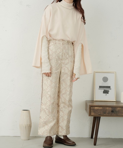 Ambre Ciel（アンブルシエル）の「袖スリットカットトップス／【WEB/EC限定商品】（Tシャツ/カットソー・レディース・ベージュ/アイボリー・FREE）」の7枚目の写真