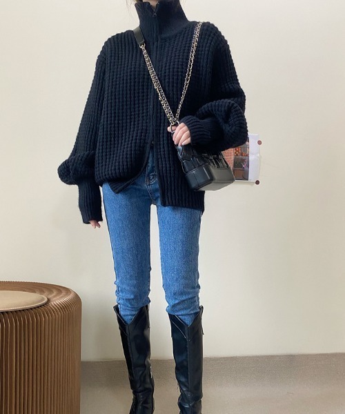 Vipoa（ヴィポア）の「スタンドカラーダブルジップワッフルニットブルゾン（カーディガン/ボレロ・レディース・ホワイト/ブラック・FREE）」の9枚目の写真