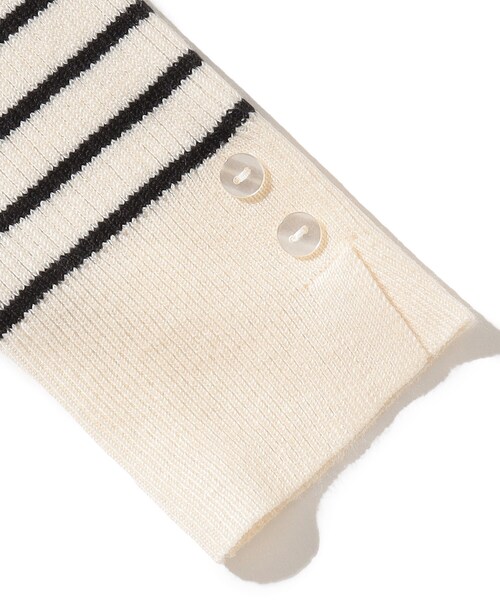 SHOO・LA・RUE（シューラルー）の「【リンク/110-140cm】リブタートルニット（ニット/セーター・キッズ・ホワイト系5/ブラック/レッド系1・11/12/13/14）」の5枚目の写真