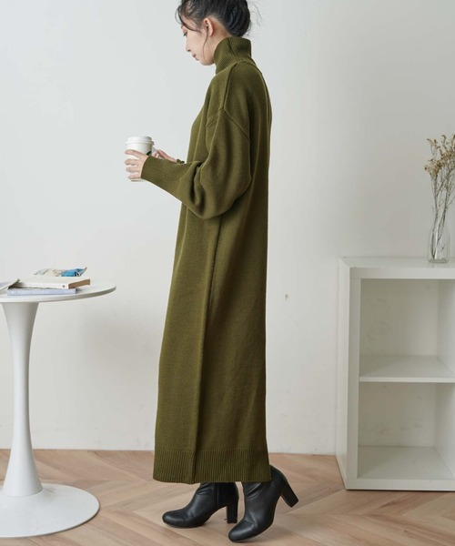 WEGO（ウィゴー）の「WEGO/【WEB限定】バックスリットタートルニットワンピース（ワンピース・レディース・ブラック/ダークグリーン/アイボリー・FREE）」の20枚目の写真