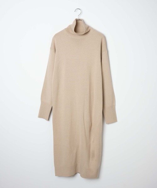 WEGO（ウィゴー）の「WEGO/【WEB限定】バックスリットタートルニットワンピース（ワンピース・レディース・ブラック/ダークグリーン/アイボリー・FREE）」の11枚目の写真