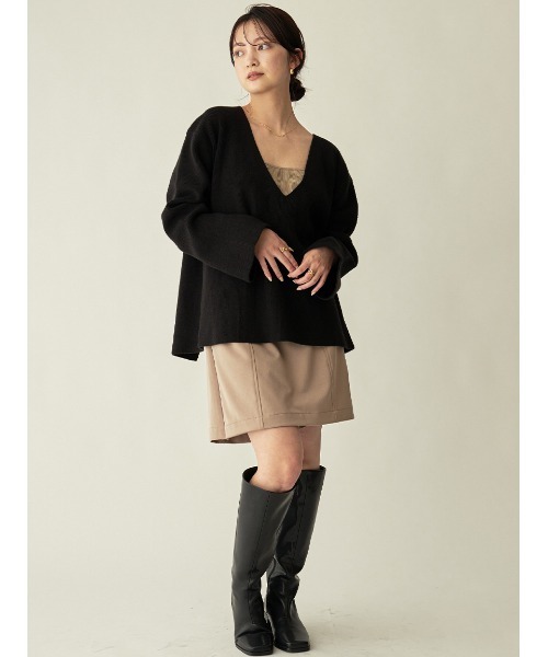 Stylevoice for xxx(スタイルヴォイスフォー)の「バックレースアップオーバーサイズニット(セットアップ対応)(ニット/セーター・レディース・ライトベージュ/ブラック・FREE)」の9枚目の写真