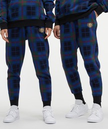 JORDAN BRAND（ジョーダンブランド）の「《セットアップ対応商品》ジョーダン エッセンシャル ホリデー メンズ フリース パンツ / Jordan Essential Holiday Men's Fleece Pants（スウェットパンツ・メンズ）」