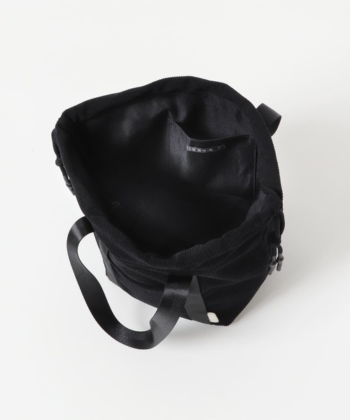 URBAN RESEARCH Sonny Label（アーバンリサーチサニーレーベル）の「コーデュロイ巾着バッグ（ショルダーバッグ・レディース・オフホワイト/ブラック・ONE）」の4枚目の写真