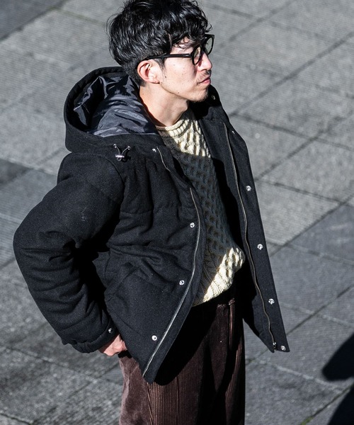 ITEMS URBANRESEARCH（アイテムズ アーバンリサーチ）の「中綿キルティング フーディージャケット（ダウンジャケット/コート・メンズ・ブラック/チャコールグレー/ブラウン/ネイビー・MEDIUM/LARGE）」の9枚目の写真