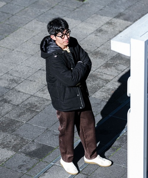 ITEMS URBANRESEARCH（アイテムズ アーバンリサーチ）の「中綿キルティング フーディージャケット（ダウンジャケット/コート・メンズ・ブラック/チャコールグレー/ブラウン/ネイビー・MEDIUM/LARGE）」の10枚目の写真