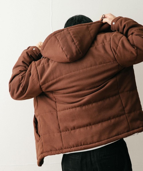 ITEMS URBANRESEARCH（アイテムズ アーバンリサーチ）の「中綿キルティング フーディージャケット（ダウンジャケット/コート・メンズ・ブラック/チャコールグレー/ブラウン/ネイビー・MEDIUM/LARGE）」の19枚目の写真