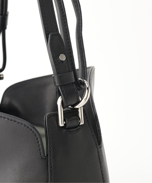 Kabinett（カビネ）の「《追加》【Kabinett / カビネ 】Curve shoulder BAG（ショルダーバッグ・レディース・ブラック・FREE）」の19枚目の写真