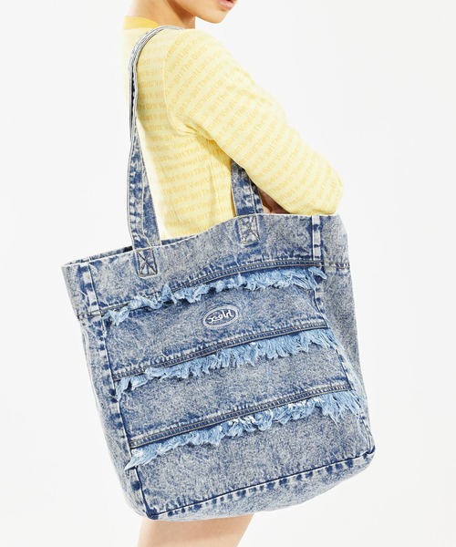 X-girl（エックスガール）の「DENIM TOTE BAG（トートバッグ・レディース・ブラック/インディゴブルー・ONE SIZE）」の4枚目の写真