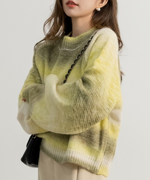 DAY CLOSET（デイ クローゼット）の「レディース バルーンスリーブグラデーションニットセーター（ニット/セーター・レディース・ブルー系その他/パープル系その他/ブラウン×イエロー・ONE SIZE）」の4枚目の写真