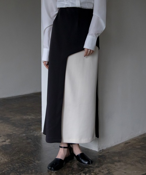 VACANCY（ヴァカンシー）の「配色ペンシルスカート（スカート・レディース・ブルー/ブラック・FREE）」の2枚目の写真