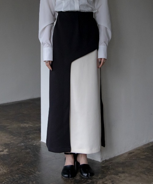 VACANCY（ヴァカンシー）の「配色ペンシルスカート（スカート・レディース・ブルー/ブラック・FREE）」の3枚目の写真