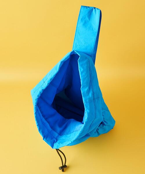 CITEN（シテン）の「＜CITEN＞シャーリング ボデイバッグ（ボディバッグ/ウエストポーチ・レディース・コバルトブルー/ホワイト/ブラック・FREE）」の13枚目の写真