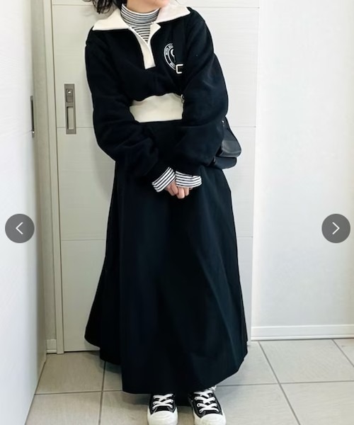 Cozy&Kitsch（コージーアンドキッチ）の「Cozy＆Kitsch カラークロップ裏起毛スウェット（スウェット・レディース・ホワイト系その他/ブラック・FREE）」の18枚目の写真