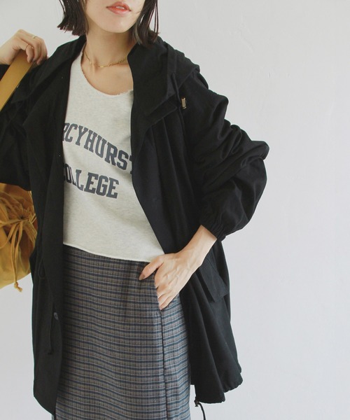 Crisp（クリスプ）の「オーバースノーパーカー（モッズコート・レディース・ブラック/ホワイト/ベージュ・FREE）」の2枚目の写真