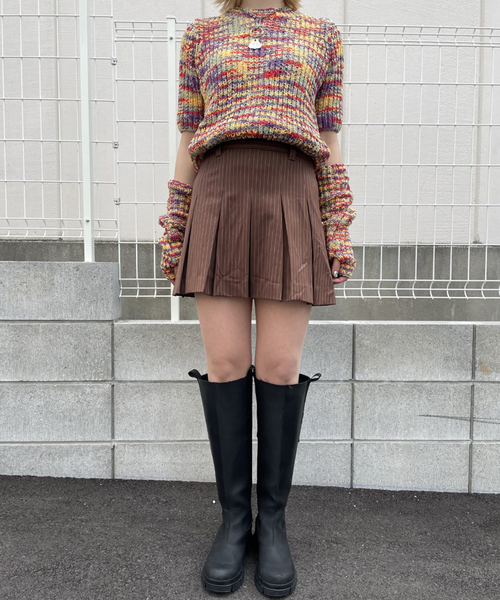 Oriens JOURNAL STANDARD（オリエンス ジャーナルスタンダード）の「ピンストライププリーツミニスカート（スカート・レディース・チャコールグレー/ブラウン・SMALL/MEDIUM）」の9枚目の写真