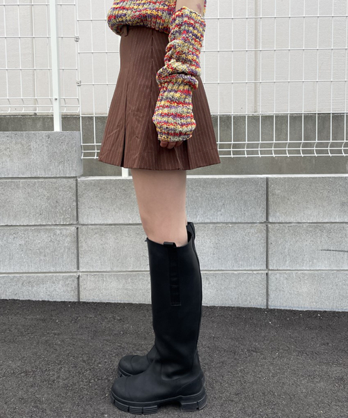 Oriens JOURNAL STANDARD（オリエンス ジャーナルスタンダード）の「ピンストライププリーツミニスカート（スカート・レディース・チャコールグレー/ブラウン・SMALL/MEDIUM）」の21枚目の写真