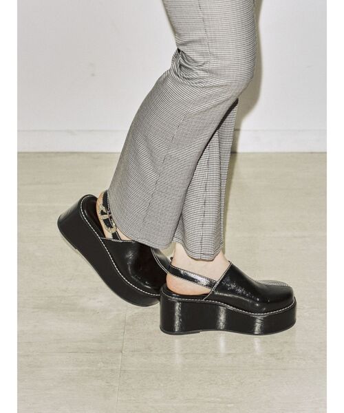 jouetie（ジュエティ）の「ウエスタンバックルサボサンダル（サンダル・レディース・ブラック/シルバー/ブルー・M/L）」の5枚目の写真