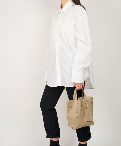 NUR（ヌール）の「【NUR /ヌール】星柄刺繍 レザートートバッグ LEA