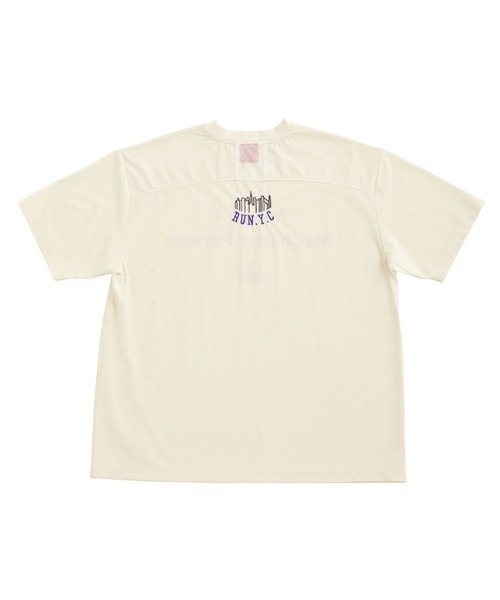 Manhattan Portage(マンハッタンポーテージ)の「RUN S/S Print T-Shirt(Tシャツ/カットソー・メンズ・アイボリー/グレー・MEDIUM/LARGE)」の3枚目の写真