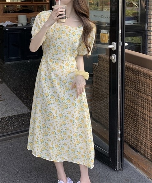 FREE STYLISTS（フリー スタイリスト）の「ウエストベルト　花柄フレアワンピース（ワンピース・レディース・イエロー/ブルー/オフホワイト/ピンク・FREE）」の3枚目の写真