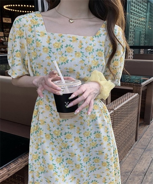FREE STYLISTS（フリー スタイリスト）の「ウエストベルト　花柄フレアワンピース（ワンピース・レディース・イエロー/ブルー/オフホワイト/ピンク・FREE）」の18枚目の写真