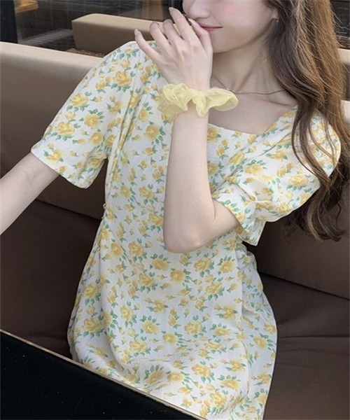 FREE STYLISTS（フリー スタイリスト）の「ウエストベルト　花柄フレアワンピース（ワンピース・レディース・イエロー/ブルー/オフホワイト/ピンク・FREE）」の21枚目の写真