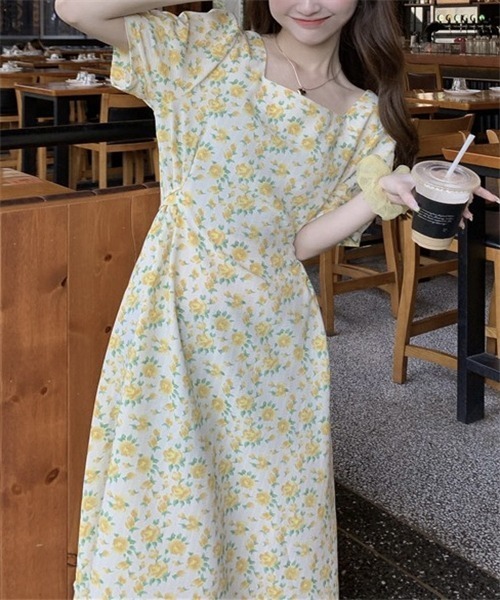 FREE STYLISTS（フリー スタイリスト）の「ウエストベルト　花柄フレアワンピース（ワンピース・レディース・イエロー/ブルー/オフホワイト/ピンク・FREE）」の19枚目の写真