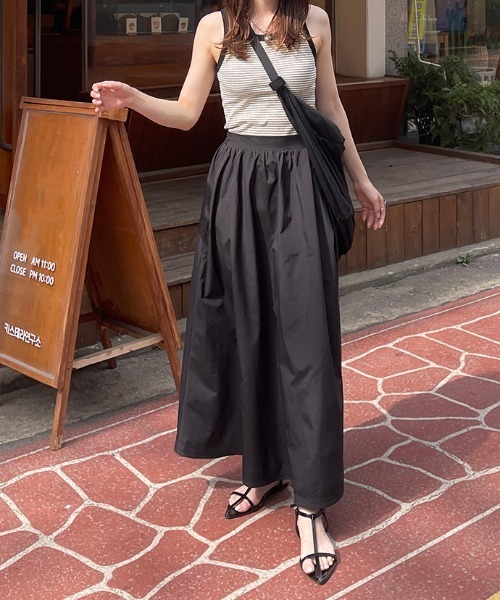LE MORE(リモア)の「シンプルフレアロングスカート(スカート・レディース・アイボリー/ブラック/ベージュ・FREE)」の17枚目の写真