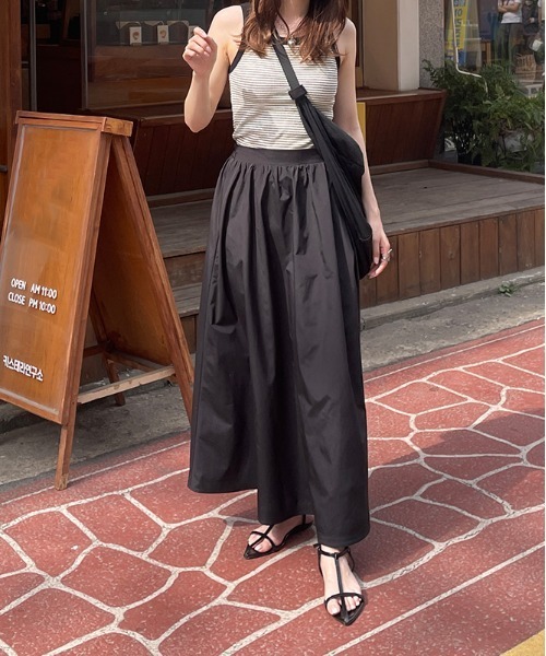 LE MORE(リモア)の「シンプルフレアロングスカート(スカート・レディース・アイボリー/ブラック/ベージュ・FREE)」の19枚目の写真