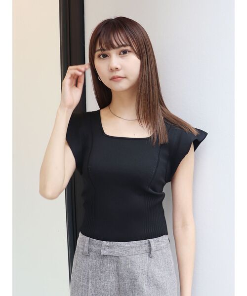 MURUA（ムルーア）の「スクエアフリルニットタンク（ニット/セーター・レディース・マスタード/ブラック/アイボリー・FREE）」の8枚目の写真