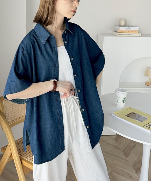 Java（ジャバ）の「《JaVaジャバ 別注》大人ナチュラル。ビッグカフスオーバーシャツ（シャツ/ブラウス・レディース・アイボリー/インディゴブルー・X-LARGE/SMALL/MEDIUM/LARGE）」の4枚目の写真