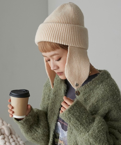forksy.（フォルクシー）の「【forksy.】スナップイヤーフラップ付ニット帽（ニットキャップ/ビーニー・レディース・ブラック/アイボリー/ベージュ/グレー・FREE）」の5枚目の写真