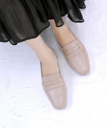 WANDERFOUR（ワンダーフォー）の「3ｃｍヒール/スクエアトゥ コインローファー パンプス（ローファー）」