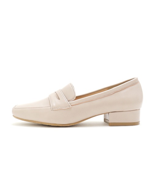 grandfleur（グランドフルール）の「3ｃｍヒール/スクエアトゥ コインローファー パンプス（ローファー・レディース・キャメル/ブラック/グレイッシュベージュ・24.0cm/22.5cm/23.5cm/24.5cm/23.0cm）」の8枚目の写真