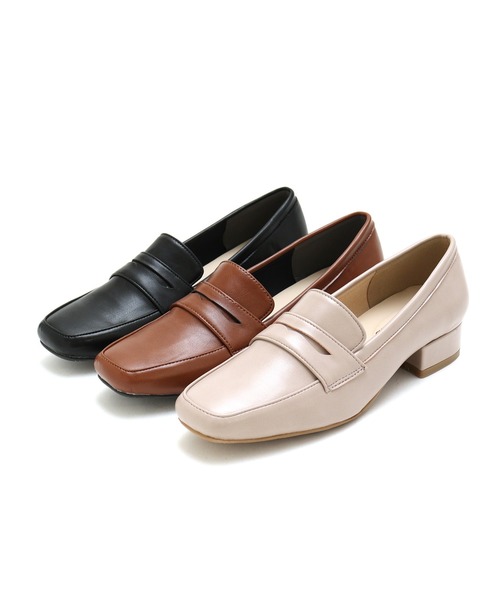 grandfleur（グランドフルール）の「3ｃｍヒール/スクエアトゥ コインローファー パンプス（ローファー・レディース・キャメル/ブラック/グレイッシュベージュ・24.0cm/22.5cm/23.5cm/24.5cm/23.0cm）」の16枚目の写真