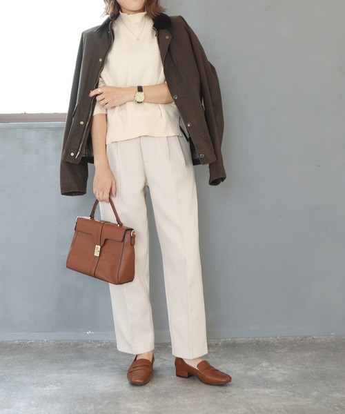 grandfleur（グランドフルール）の「3ｃｍヒール/スクエアトゥ コインローファー パンプス（ローファー・レディース・キャメル/ブラック/グレイッシュベージュ・24.0cm/22.5cm/23.5cm/24.5cm/23.0cm）」の20枚目の写真