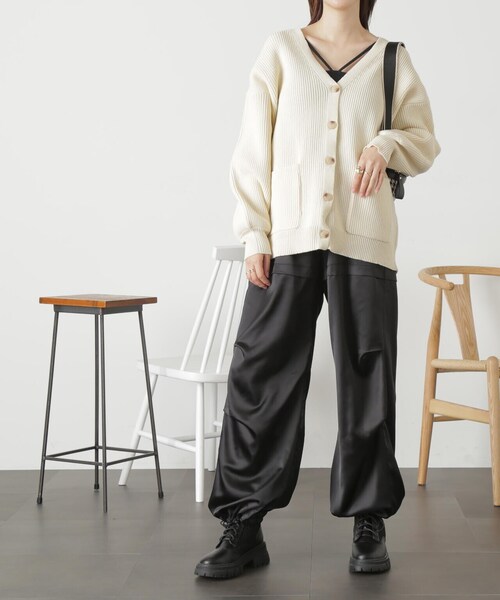 FREE'S MART(フリーズマート)の「◆サテンパラシュ-トパンツ(カーゴパンツ・レディース・ホワイト/ブラック・MEDIUM/SMALL)」の6枚目の写真