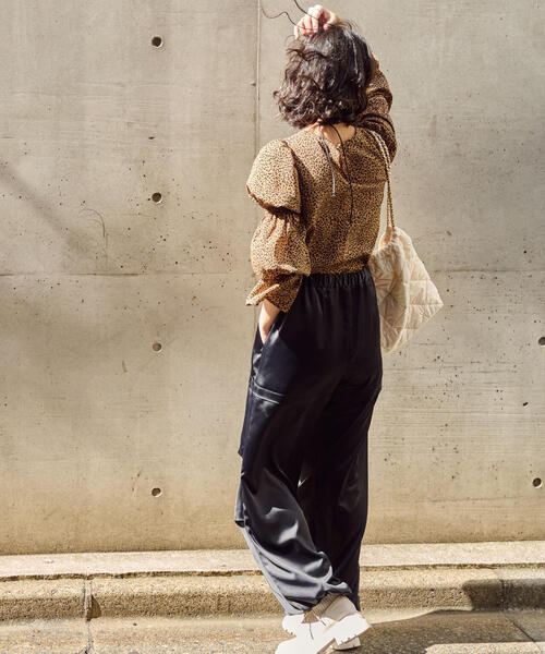 FREE'S MART(フリーズマート)の「◆サテンパラシュ-トパンツ(カーゴパンツ・レディース・ホワイト/ブラック・MEDIUM/SMALL)」の15枚目の写真