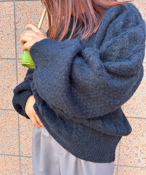 MIEL CRISHUNANT（ミエルクリシュナ）の「ケーブル柄クルーネックプルオーバーニットトップス（ニット/セーター・レディース・ブラック/ホワイト/ベージュ・FREE）」の21枚目の写真