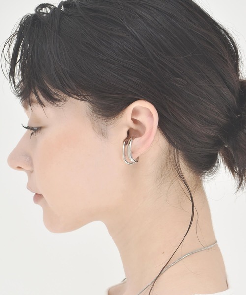 LHME(エルエイチエムイー)の「【WEB限定】”Aqua”ループイヤーカフ/サージカルステンレス(金属アレルギー対応)【LHME / エルエイチエムイー】(イヤーカフ・レディース・ゴールド/シルバー・ONE SIZE)」の15枚目の写真