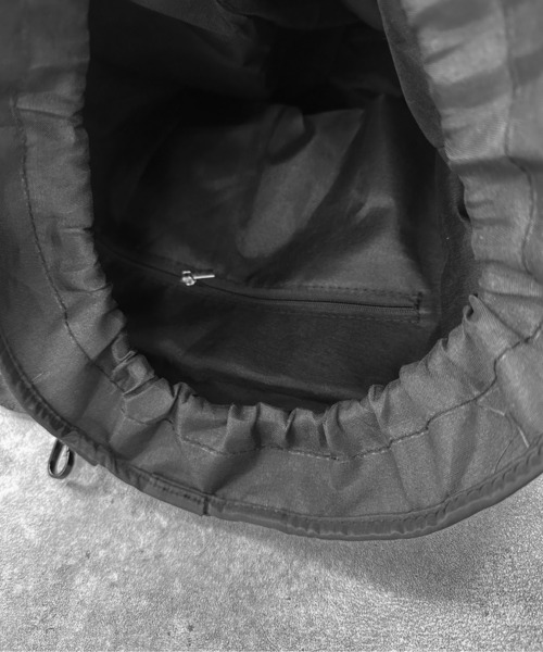 jiasecond.（ジアセカンド）の「【jiasecond.】メッシュ切替えリュックサック / 鞄 バッグ BAG リュック バックパック 巾着 メッシュ ブラック グレー ZOZOTOWN限定（バックパック/リュック・レディース・ブラック/グレー・FREE）」の8枚目の写真