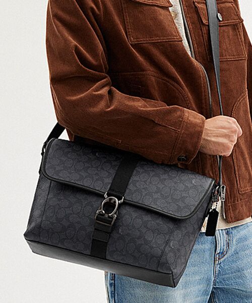 お洒落メンズ✨ COACH ヘリテージ メッセンジャーバッグ シグネチャー COACH コーチ ショルダーバッグ メッセンジャーバッグ メンズ