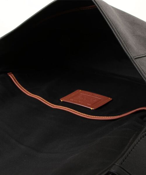 COACH（コーチ）の「ベック メッセンジャー・シグネチャー
