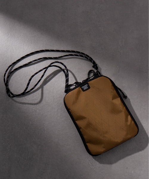 PHILMENT(フィルメント)の「【PHILMENT】CART TIE SHOULDER(ショルダーバッグ・メンズ・ブラック/ベージュ/カモフラージュ・FREE)」の2枚目の写真
