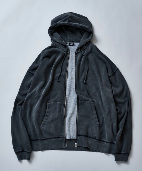FREAK'S STORE（フリークスストア）の「限定展開 リラックスフィット ピグメント加工  ジップアップ スウェットパーカー/裏起毛（パーカー・メンズ・ネイビー/ベージュ/ブラック・MEDIUM/LARGE/SMALL）」の16枚目の写真